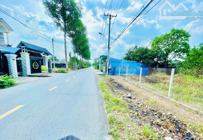 Bán Đất 2.668m2 mặt tiền Bùi Thị Điệt gần nút Giao Cao Tốc Mộc Bài, xã Phạm Văn Cội