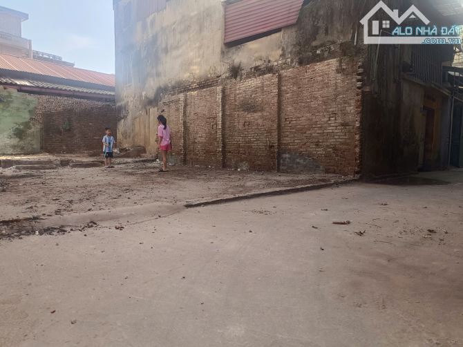 Tôi chính chủ cần bán nhà C4 diện tích 82m2 Thành phố Từ Sơn. - 1