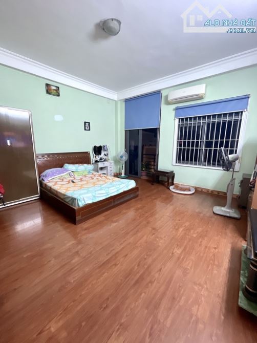 Bán nhà cạnh mặt tiền Trần Quang Diệu, Quận 3, 60m2, 3PN, chỉ 7 tỷ nhỉnh