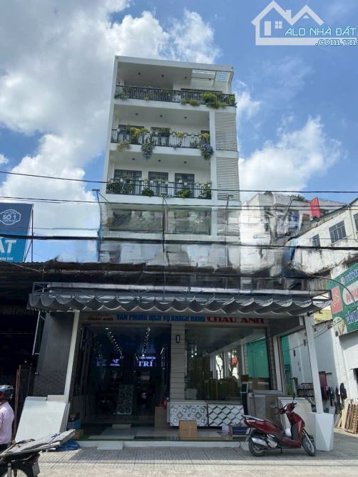Bán nhà mặt tiền Phan Huy Ích, P.14, GV: 7,8( NH: 9,5m) x 20, giá 37 tỷ.