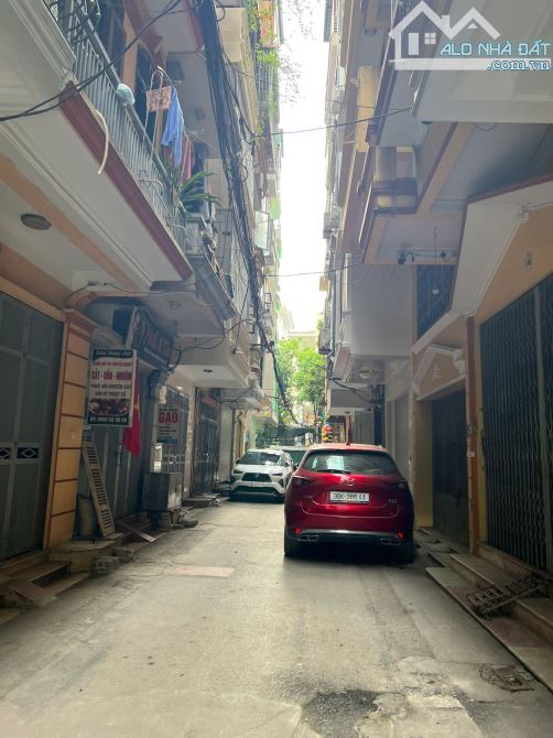 Bán nhà 2 mặt ô tô tránh, kinh doanh tại  phân lô Trần Quốc Hoàn - Cầu Giấy, 40m2, 13.x tỷ
