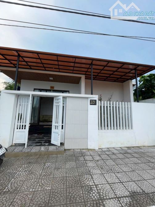 Nhà đường Út Tịch KQH Bàu Vá 2, Thuỷ Xuân, TP Huế cần cho thuê.