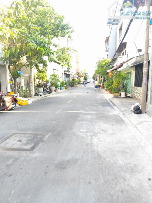 NHÀ HẺM 9M THOẠI NGỌC HẦU 66M2 3 TẦNG CHỈ 7.2 TỶ