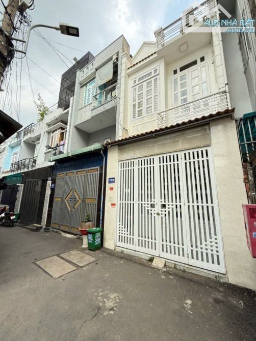 Bán nhà  1/ Trương Thị Hoa -Q12- 4mx12m -hẻm xe hơi 4,x tỷ