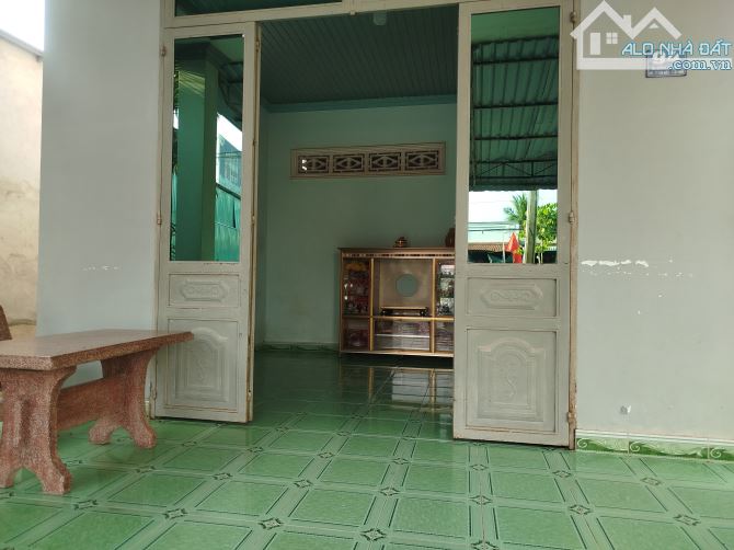 Bán nhà mặt tiền nhựa Cần Đăng Khu phố 1 Thị Trấn Tân Biên dt 7x40m