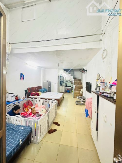 BÁN NHÀ CẤP 4 VIEW HỒ NGUYỄN CHÍNH 47M², GIÁ CHỈ 3.6 TỶ