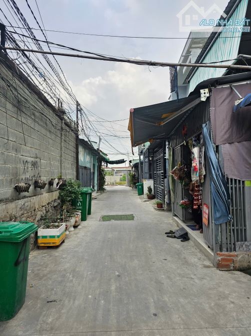 dãy trọ 185m2  3ty5 TL Thu nhập 11Tr/thg cách đường Thuận Giao 19 chỉ 50m P.Thuận Giao