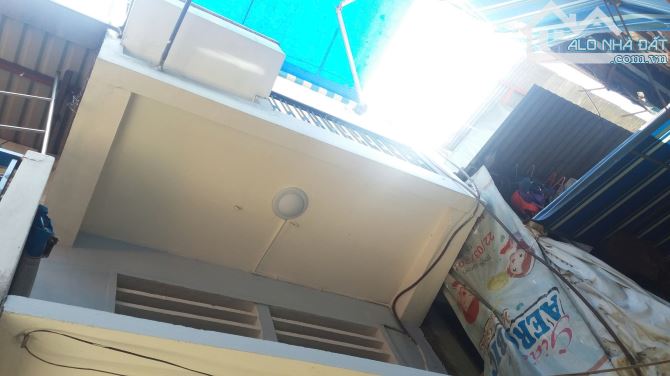 NHÀ SÁT BẾN XE CHỢ LỚN  - QUẬN 6 – CHỈ 2.5X TỶ - 3 TẦNG BTCT - DTSD 45M2 - 3PN - SHR