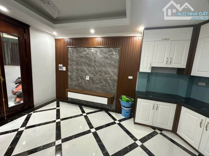 🌹 BÁN NHÀ PHỐ CÁT LINH- ĐỐNG ĐA- 50m2,5Tx3N, THOÁNG SÁNG, Ở NGAY.