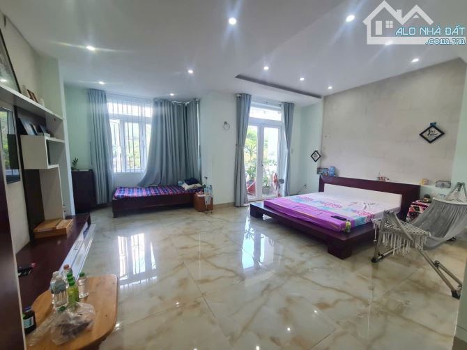 Bán nhà view công viên mát mê giá rẻ nhất khu đô thị Vĩnh Điềm Trung vừa ở vừa kinh doanh