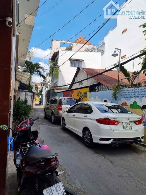 Hẻm Xe Hơi,101/ Nguyễn Văn Đậu, Bình Thạnh,2 tầng,47m2,11x4, 5,8 tỉ TL