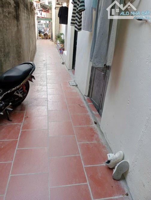 Bán Nhà Vĩnh Hưng 33M x 5T +5,6 Tỷ - Ô Tô 10m- Nhà Mới  - Gần Phố