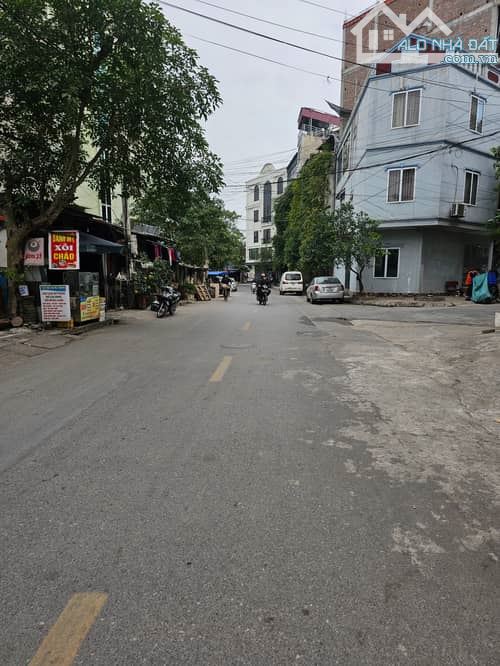 KĐT XALA Ô TÔ - MẶT NGÕ THÔNG - DÂN XÂY 2 THOÁNG VĨNH VIỄN - TIỆN ÍCH