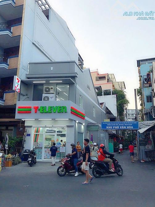 Bán nhà mặt tiền trục đường Nguyễn Thái Học, Quận 1. Dt: 4,4m x 17m. Giá 35,5 tỷ TL