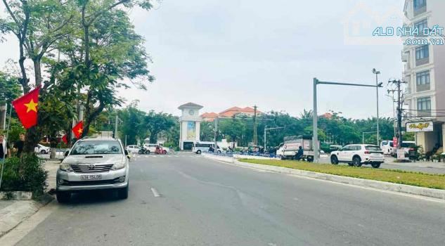 Bán đất tặng nhà ven biển Mỹ Khê cực đẹp – Lưu Quang Thuận – Xây căn hộ quá ngon - Chỉ 6.x
