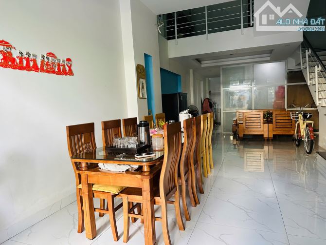🏡 BÁN NHÀ 3 TẦNG ĐẸP – ĐƯỜNG 7.5M KHU NAM VIỆT Á GĐ1