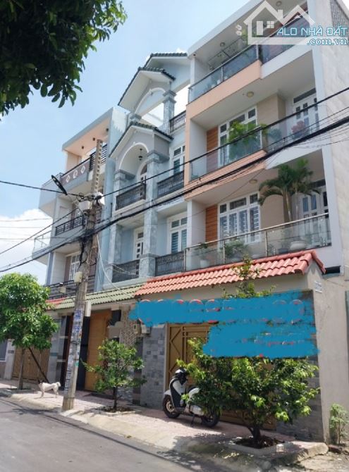 **BÁN NHÀ 2 MẶT TIỀN ,Q12 ,ĐƯỜNG NHỰA- 4 TẦNG LẦU -DIỆN TÍCH NGANG 5.5M,DÀI 18M.GIÁ 8 TY B