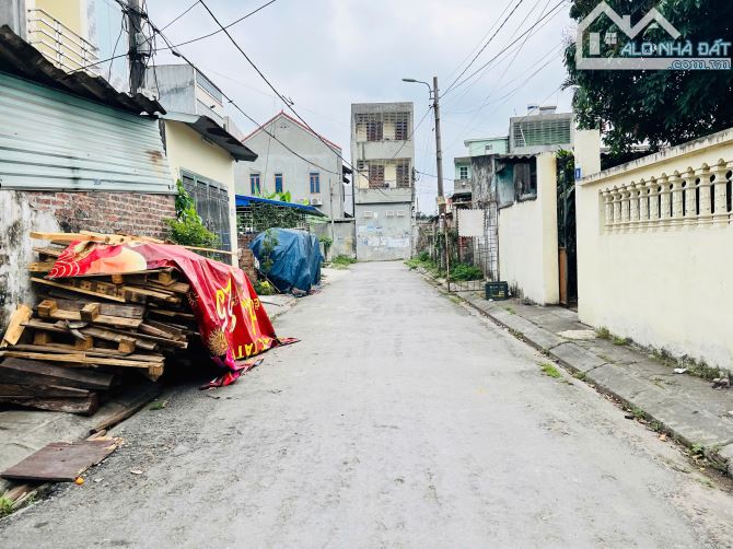 Hàng hiếm đất Do Nha, Quán Toan đường thông 6m , 40m giá chỉ có 1,2x tỷ