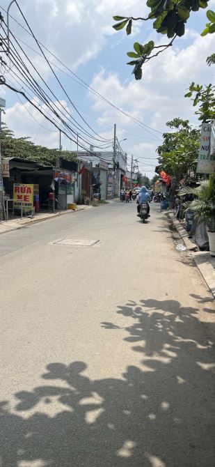 bán gấp nhà đẹp ở ngay ngã 5 vĩnh lộc ấp 4B
