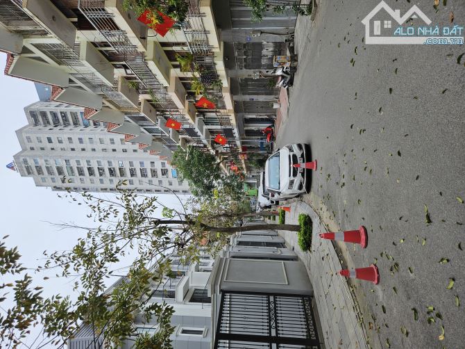 Bán nhà khu đô thị Nam La Khê, Hà Đông | 54m², 2 mặt ô tô tránh, gần ga La Khê, giá 13 tỷ