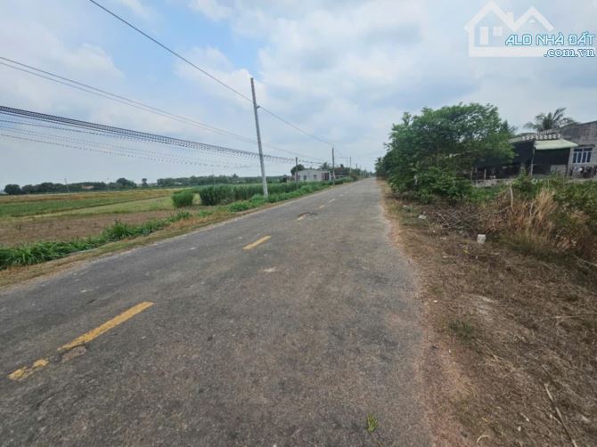 1 lô duy nhất bán lỗ, chỉ 159tr, dt 6x25 thổ cư 100%, sổ riêng