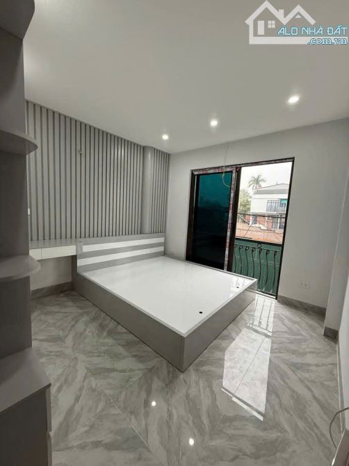 NHÀ MỚI XÂY 5 TẦNG – 38M² – KHU ĐẠI CÁT, LIÊN MẠC – GIÁ CHỈ 4.4 TỶ