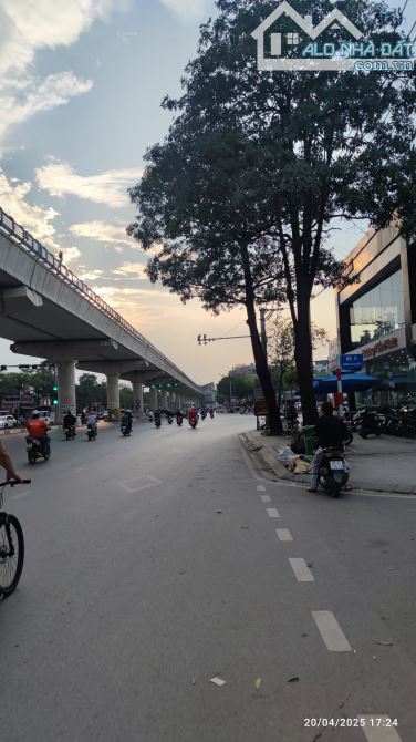 MẶT PHỐ CẦU DIỄN LÔ GÓC - KD - VỈA HÈ - Ô TÔ TRÁNH, 18TỶ - 2