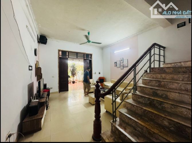 BÁN NHÀ MẶT NGÕ Ô TÔ – VỊ TRÍ VÀNG ĐẠI CÁT –LIÊN MẠC- BẮC TỪ LIÊM, 99M2 - 1