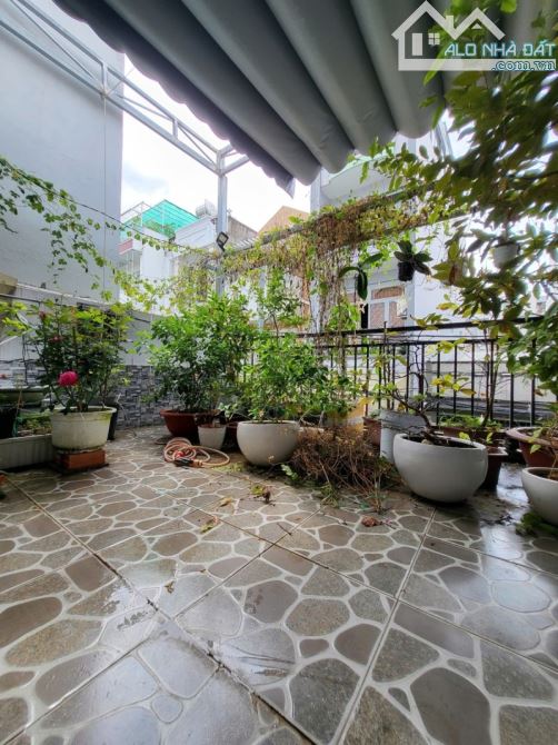 Bán nhà cạnh mặt tiền Trần Quang Diệu, Quận 3, 60m2, 3PN, chỉ 7 tỷ nhỉnh - 1