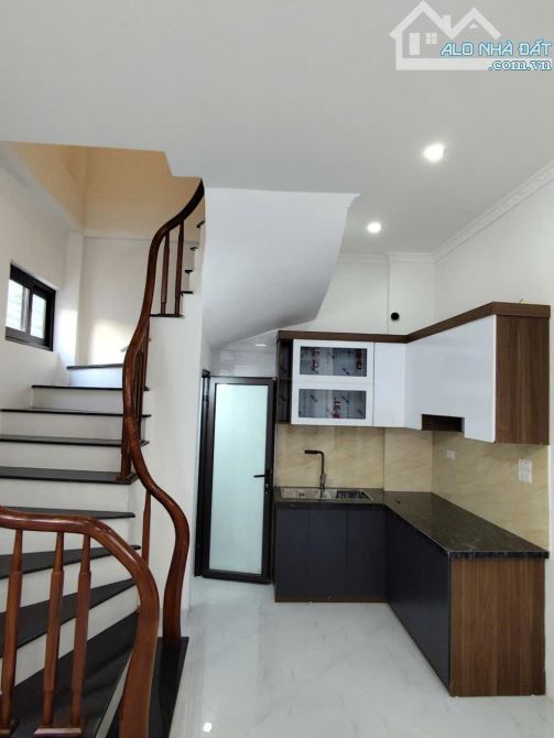 BÁN NHÀ TRƯƠNG ĐỊNH, HOÀNG MAI, NGÕ THOÁNG ĐẸP,  20M RA  Ô TÔ, 31M2, 6.6TỶ(CTL) - 1