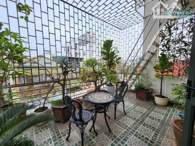 PHỐ VIP ĐỐNG ĐA, VỈA HÈ KINH DOANH DÒNG TIỀN 50M2 MẶT TIỀN 5,6M 5 TẦNG 27 TỶ - 1