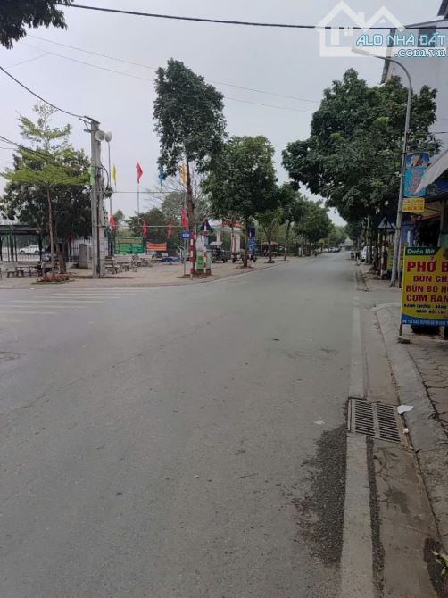 BÁN ĐẤT BÁT KHỐI GIA LÂM.  Ô TÔ TRÁNH.  59M. MT 5 3 M - 1