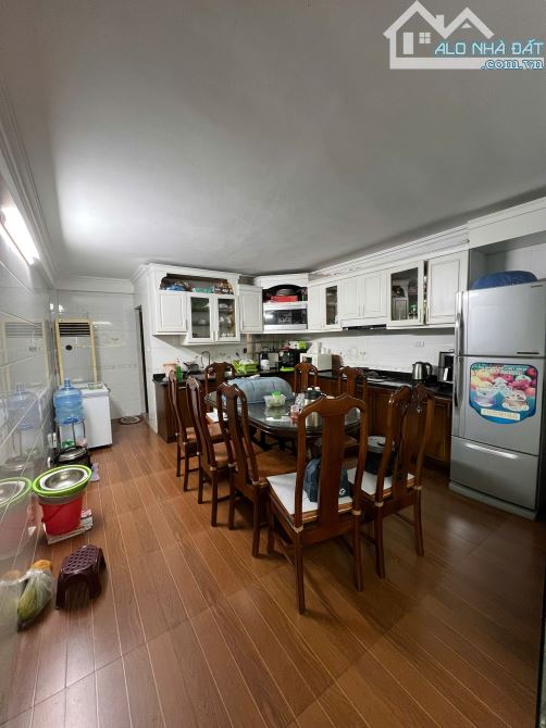 Bán nhà mặt phố Nguyễn Tư Giản - 70m² x 5 tầng + tum - nhà full nội thất - sổ đỏ chính chủ - 1