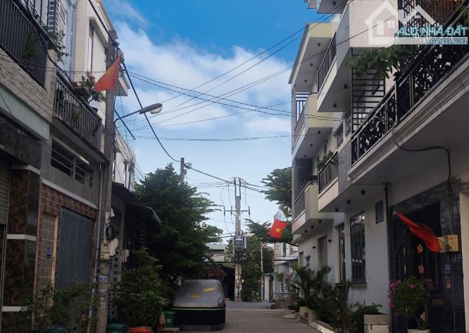 Quận 12 - Nhà 4 tầng 4PN - Hẻm ô tô TX25 - chỉ 5.x tỷ - 1