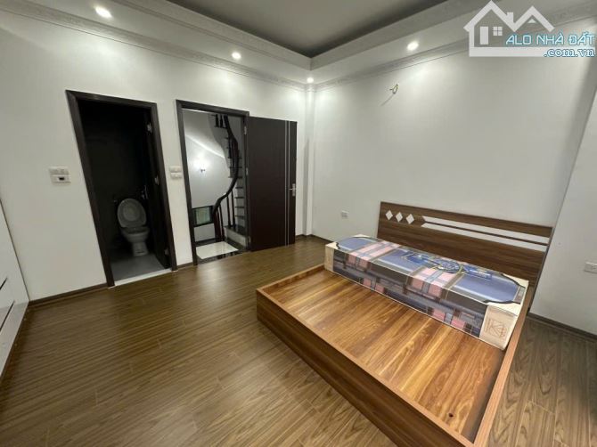 🌹 BÁN NHÀ PHỐ CÁT LINH- ĐỐNG ĐA- 50m2,5Tx3N, THOÁNG SÁNG, Ở NGAY. - 1