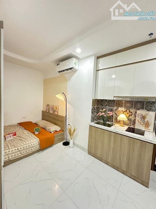 Bán Toà Căn Hộ Dịch Vụ HOÀNG VĂN THÁI - Dat61m2x7, MT5.6m - Dòng Tiền Ổn Định 95Tr/Th - 1