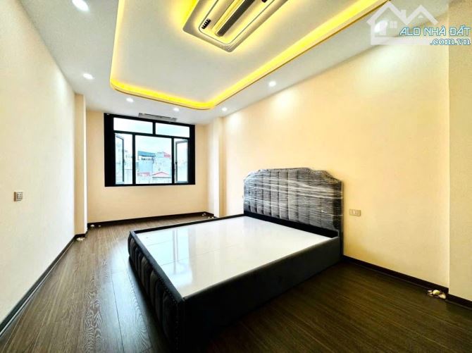 MẶT NGÕ TÔN ĐỨC THẮNG - 50M RA MẶT PHỐ - NGÕ BA GÁC TRÁNH - GIÁ 7 TỶ - 1