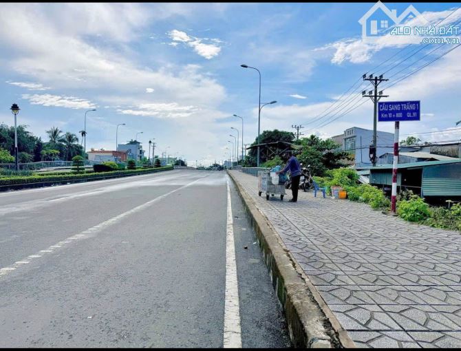 Bán nền lớn mặt tiền đường Tôn Đức Thắng (QL91) - 1
