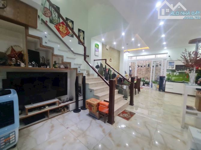 Bán nhà view công viên mát mê giá rẻ nhất khu đô thị Vĩnh Điềm Trung vừa ở vừa kinh doanh - 1