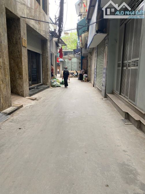 Bùi Xương Trạch - 113m2 - Giá 31,8 tỷ - CCMN - Doanh thu 1,56 tỷ/năm - 31 căn full đồ - 1