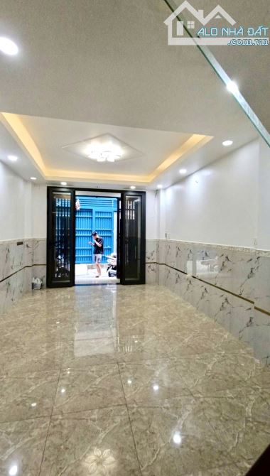 NHÀ 4 TẦNG QUẬN 8 HẺM THÔNG NGAY CẦU CHỮ Y - ĐANG CHO THUÊ DÒNG TIỀN ỔN ĐỊNH HÀNG THÁNG - 1