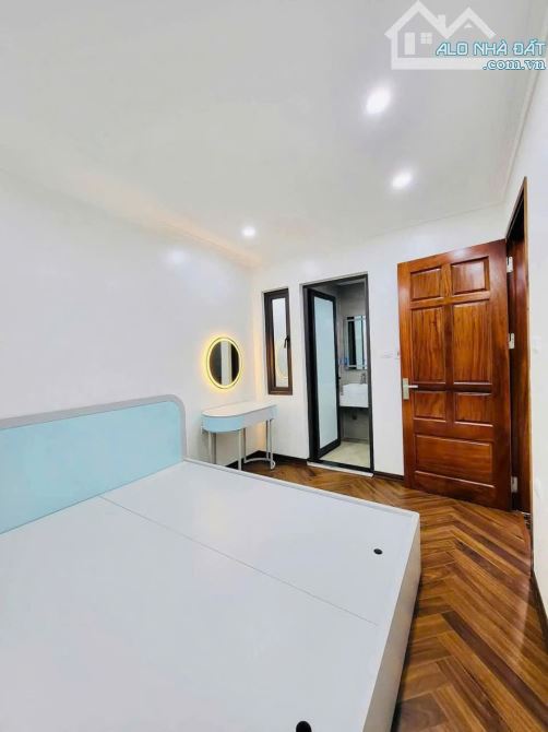 BÁN Nhà mới phố mới MẠC THÁI TÔNG 60m2 7 tầng thang máy nhập kinh doanh văn phòng 30 Tỏi - 1