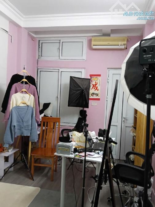 Bán nhà Khương Trung - Ngã Tư Sở, 30m2 x 4 tầng, ngõ phân lô, ô tô cách 15m. Giá 5 tỷ - 1