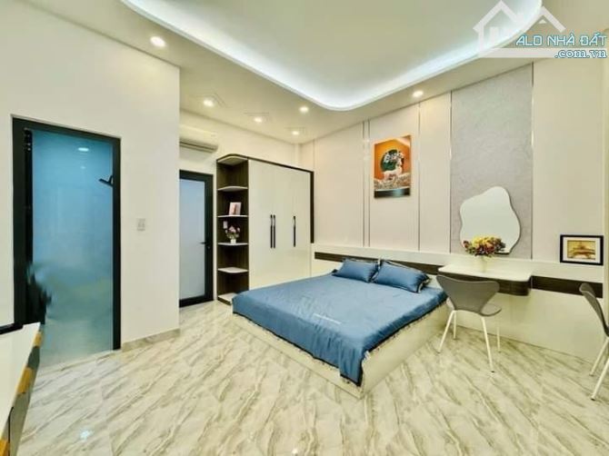 Nhà 2 tầng (4,2×12m), HXH, MT Nguyễn Oanh (trung tâm Quận) vào tới cửa 1km, nhỉnh 5x.tỷ - 1