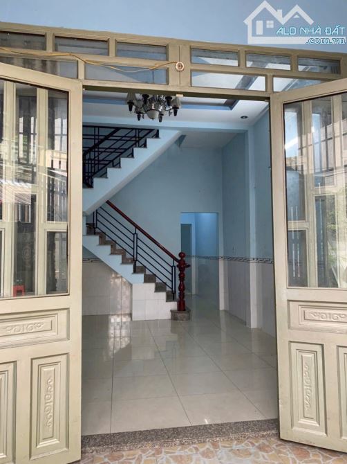 bán gấp nhà đẹp ở ngay ngã 5 vĩnh lộc ấp 4B - 1
