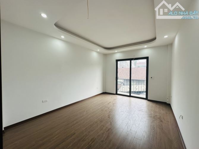 4,3 tỷ có ngay Nhà mới gần Trịnh Văn Bô, VĐ 3.5 ô tô đỗ cổng ngay trường chợ - 1