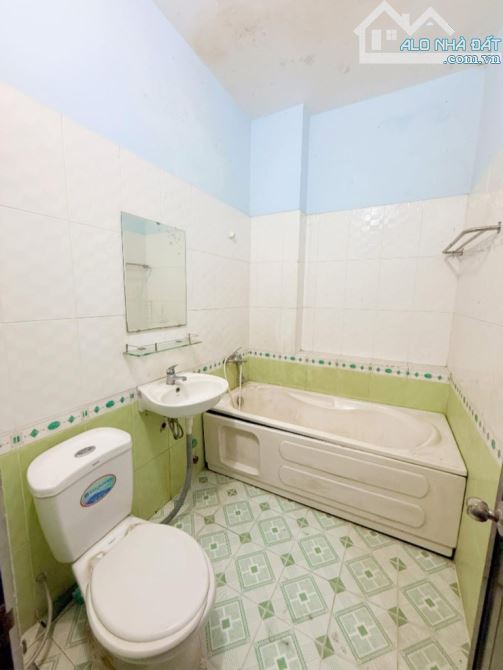 bán nhà MẶT TIỀN NGUYỄN ẢNH THỦ, dt 104 × 4tầng, Mt 12M2, Trung Mỹ Tây 12, Quận 12, giá rẻ - 16