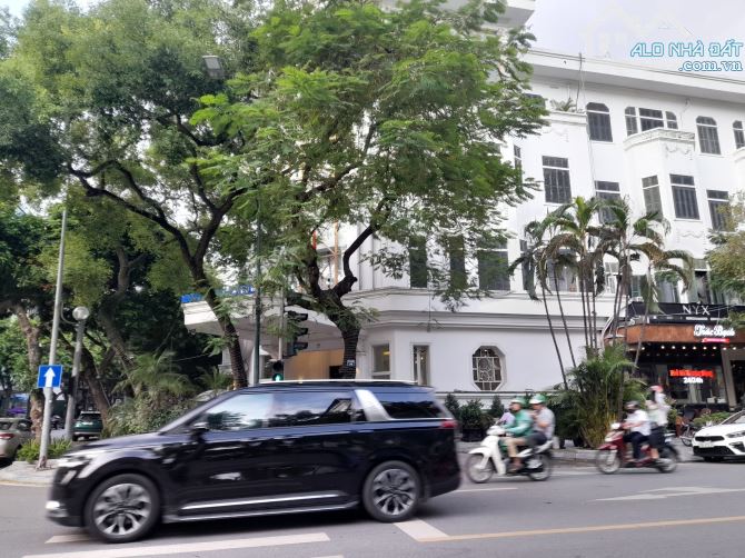 Hạ giá chào sốc bán gấp nhà biệt thự 4 tầng mặt phố Ngô Quyền, 800m2 MT 25m 399 tỷ - 2