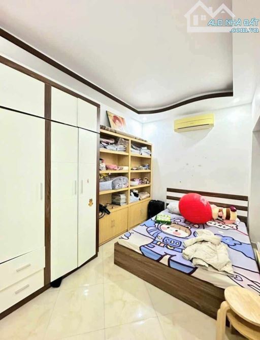 Bán nhà phố Chiến Thắng, 45m2, 4 tầng, giá 8.35 tỷ – Không gian sống lý tưởng - 2