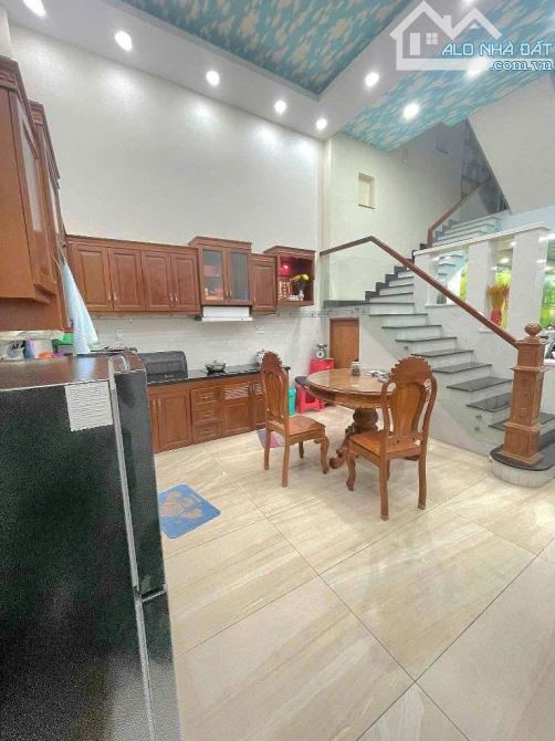 Lê Văn Sỹ,Quận 3, vị trí KD, hẻm 8m thông, 5 Tầng, ngang 5.2m, 83m2, 19.8 Tỷ - 2